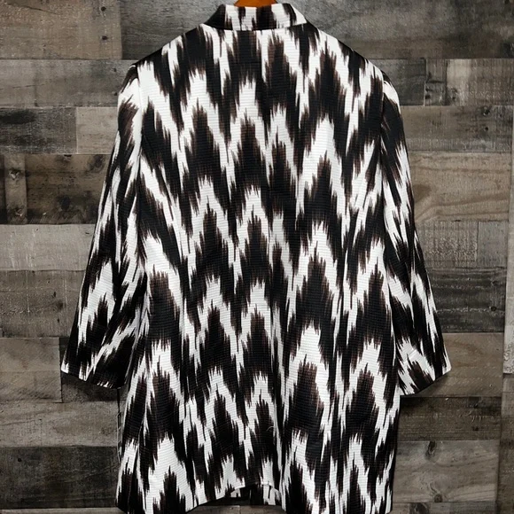 TAHARI New jacket! - Picture 7 of 8